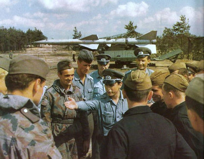 'M58 Flächentarnmuster' East German Field Pants